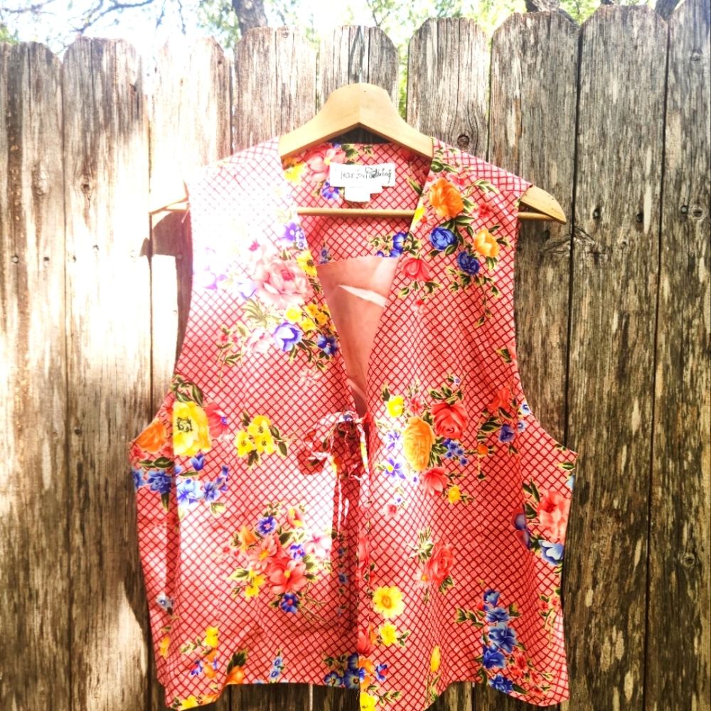 Vntg Diane Von Furstenberg Silk Floral Vest